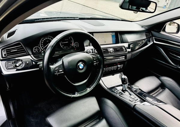 BMW Seria 5 cena 73900 przebieg: 198762, rok produkcji 2016 z Zwoleń małe 781